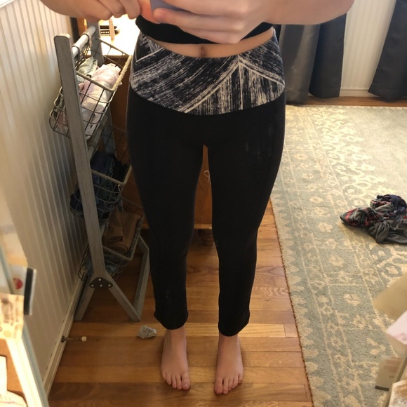 Lululemon lounge leggings - Picture 4 of 5